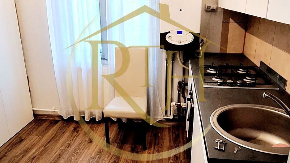 Oferim spre inchiriere, apartament cu 3 camere, spatios, aproape de Centru - Poză 8