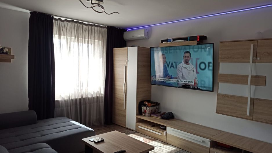 garsoniera total decomandata-42mp/metrou Berceni/3-5min pe jos - Poză 3