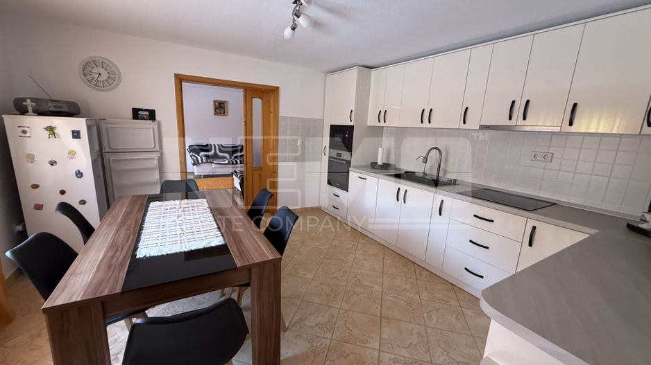 Casă Măneuți | 2.800 mp teren intravilan | Complet mobilată - Poză 1