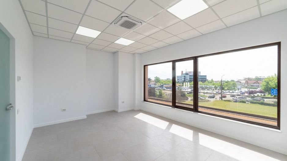 Spațiu comercial generos – 160 mp – poziție premium pe Craiovei! - Poză 5