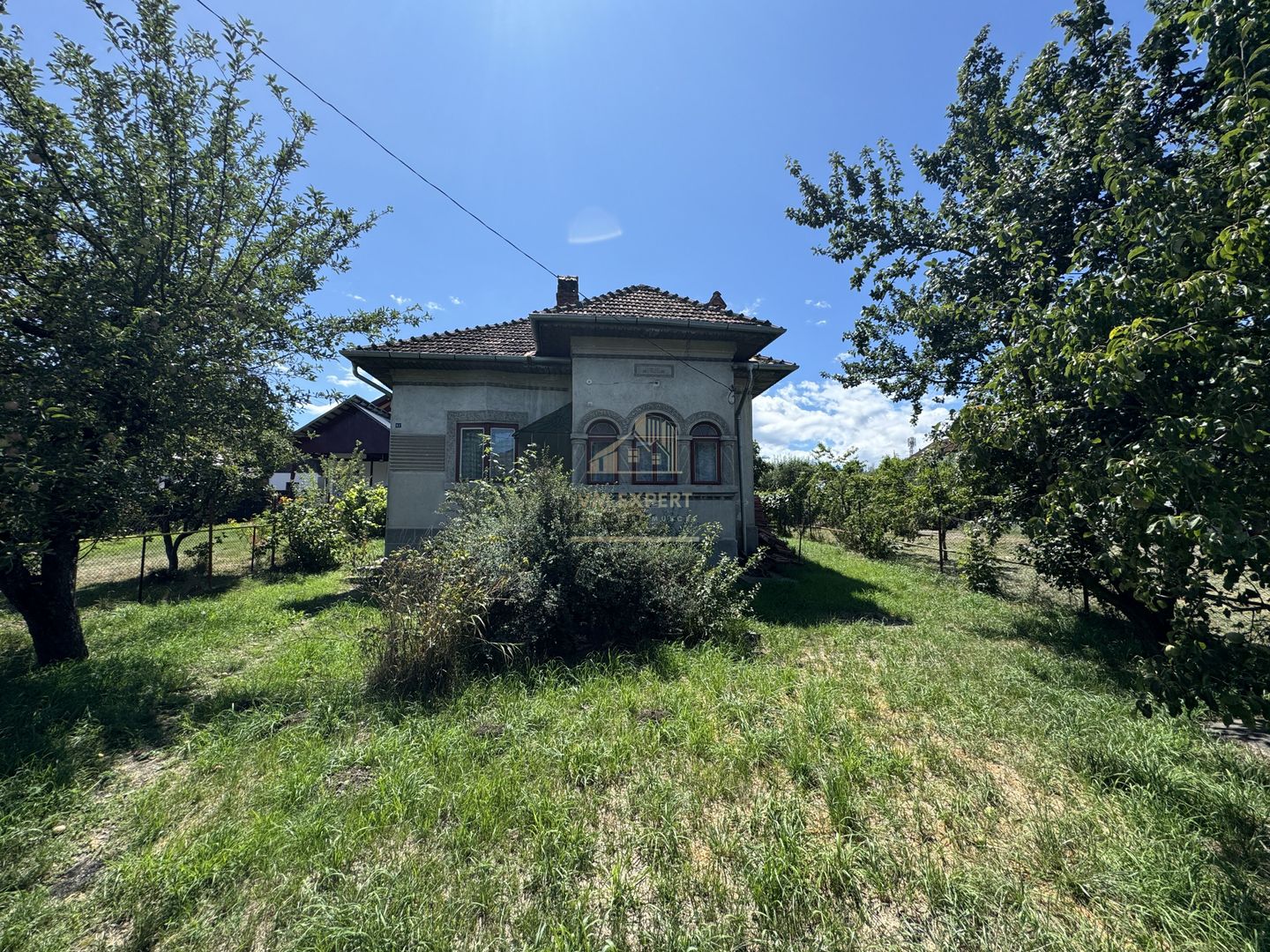CASA 3 CAMERE CAMPULUNG, TEREN 1964 MP - Poză 3