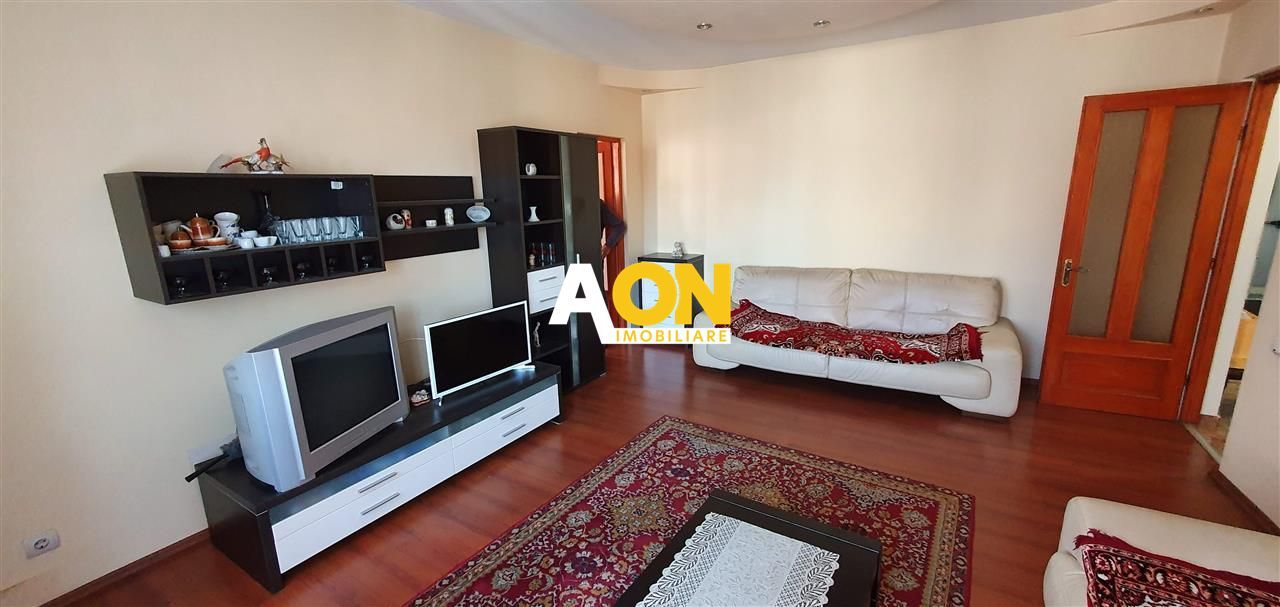 Apartament 3 camere, 92 mp utili, etaj 1, ultracentral - Poză 2