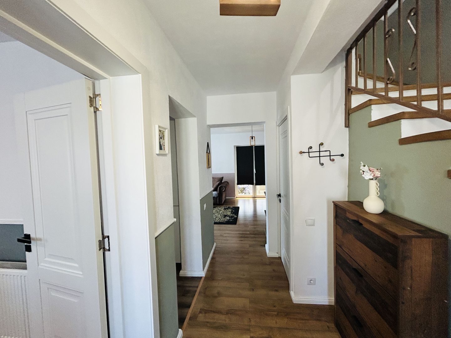 Casa moderna, tip duplex, 4 camere, 2 bai - Bavaria Park - Poză 16