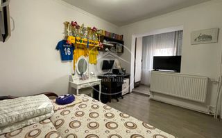 Apartament cu 2 camere de vânzare în zona Rogerius, Oradea - Poză 4