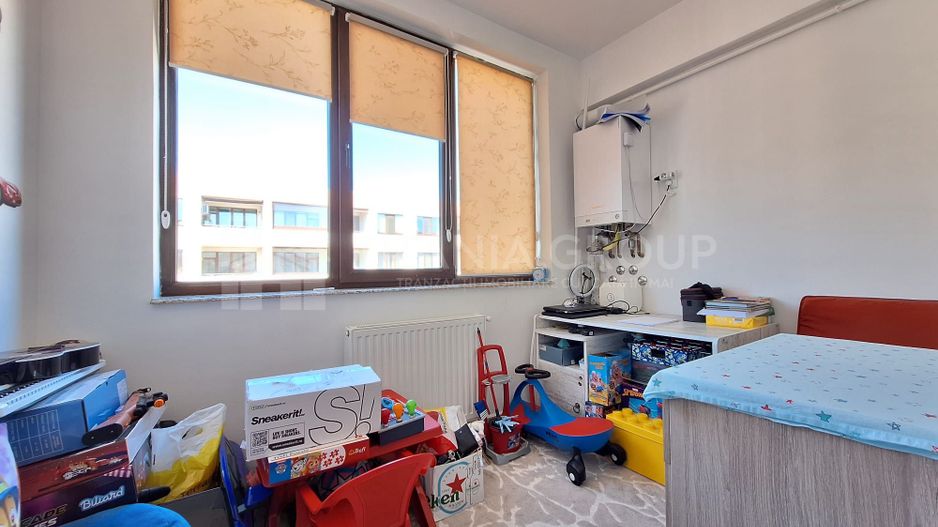Apartament 2 camere decomandat, spatios,  Coresi Isaran - Poză 11