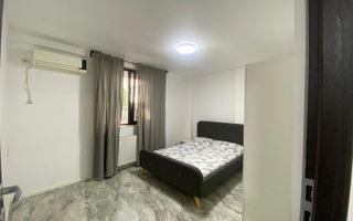 DE VANZARE APARTAMENT 2 CAMERE DECOMANDAT LIFT CENTRALA PROPRIE PARC SEBASTIAN - Poză 4
