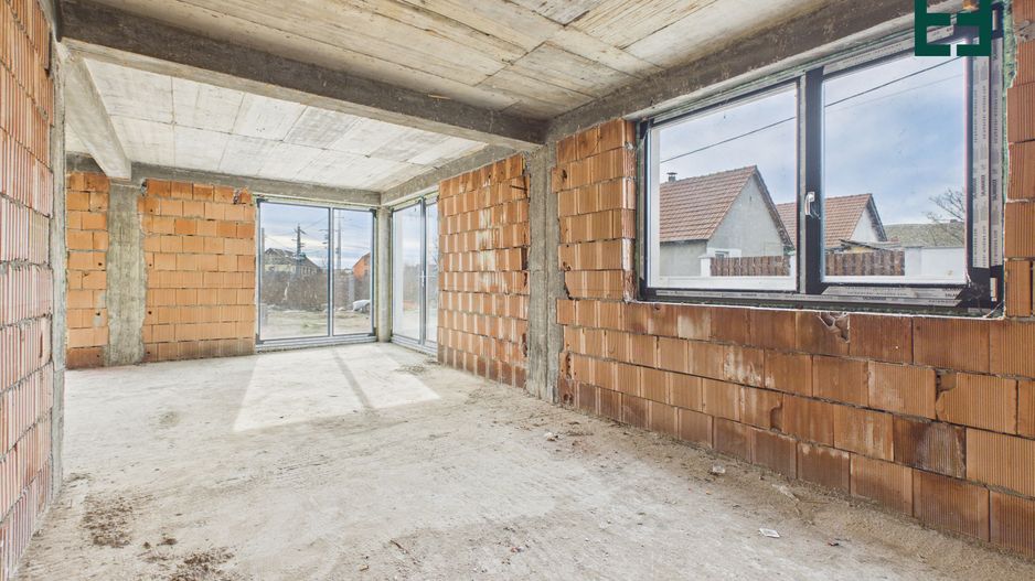 Casă nouă cu 4 camere și teren de 445 mp  - Vladimirescu - Arad - Poză 10