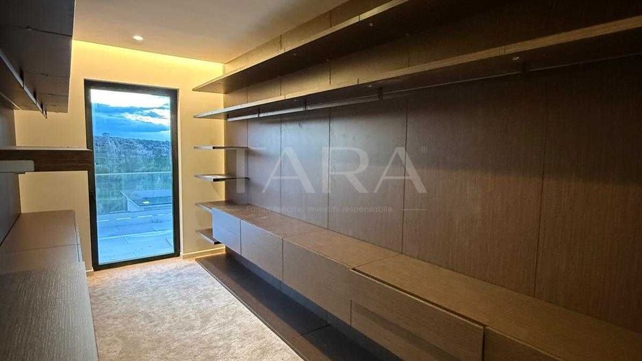 Vilă exclusivistă cu terasă panoramică și finisaje premium - Poză 4