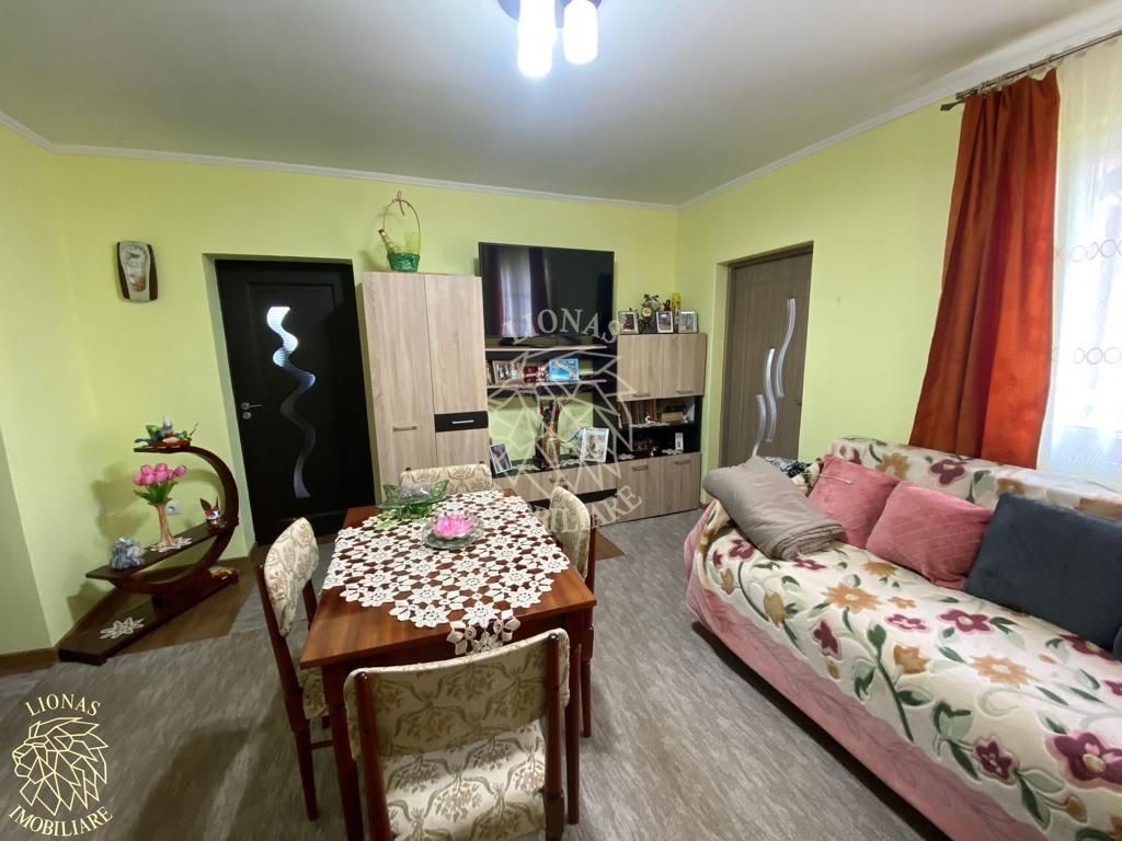Casa 4 camere 170 mp-teren 1600 mp-terasa-gradina-Nasaud Central - Poză 5