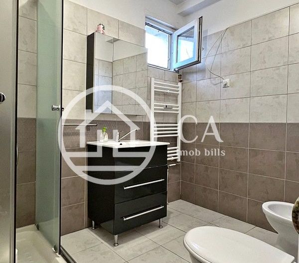 Casa de închiriat cu 3 camere în zona Ultracentrală, Oradea - Poză 9