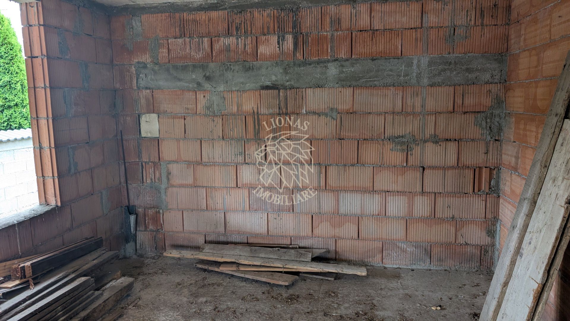 Casa 4 camere 200 mp con-teren 2000 mp-terase-garaj-14 km de Bistrita - Poză 3