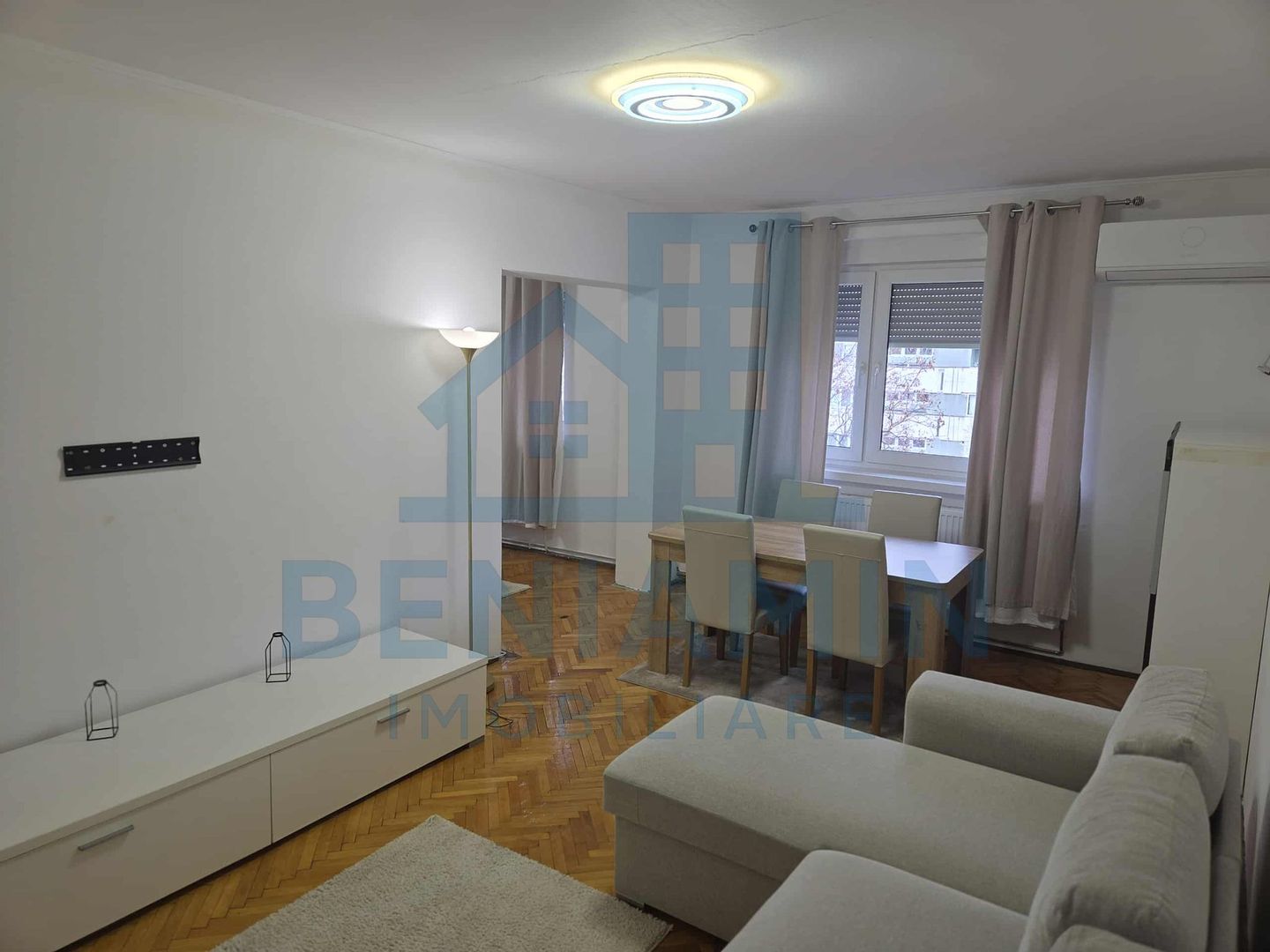 Apartament luminos cu 3 camere, mobilat, în zona Rovine/Piața Gării - Poză 2
