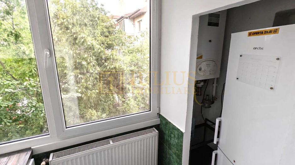 Apartament cu 3 camere in zona Lunei - Poză 12