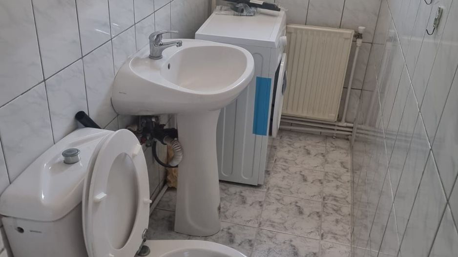 De inchiriat apartament cu 3 camere, zona Garii, etaj 3, 490 euro negociabi - Poză 7