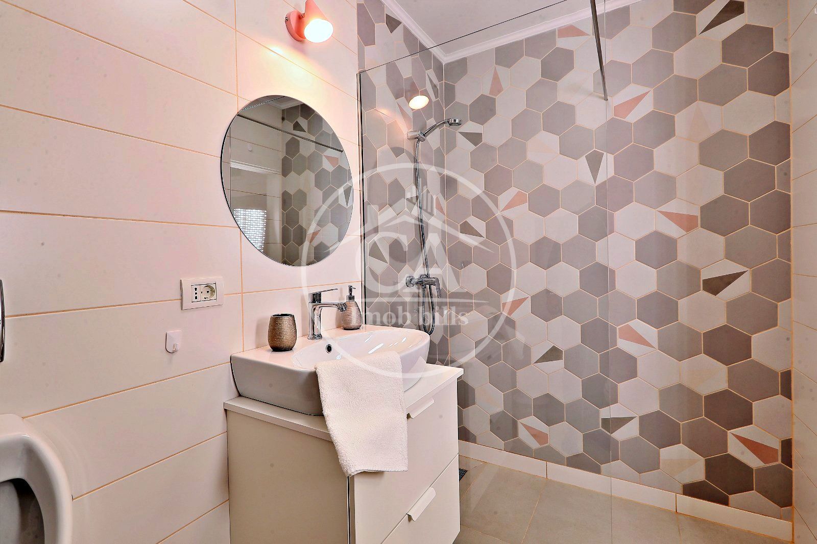 Apartament cu 3 camere de închiriat in WEST RESIDECE, Oradea - Poză 6