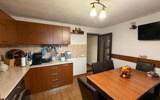 Casa P+1-cu 3 dormitoare-2 bai-Living-Bucatarie-Bariera Valcii - Poză 19