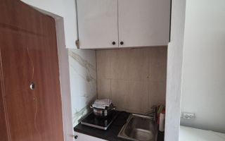 Garsoniera zona U.M.T. - Poză 7