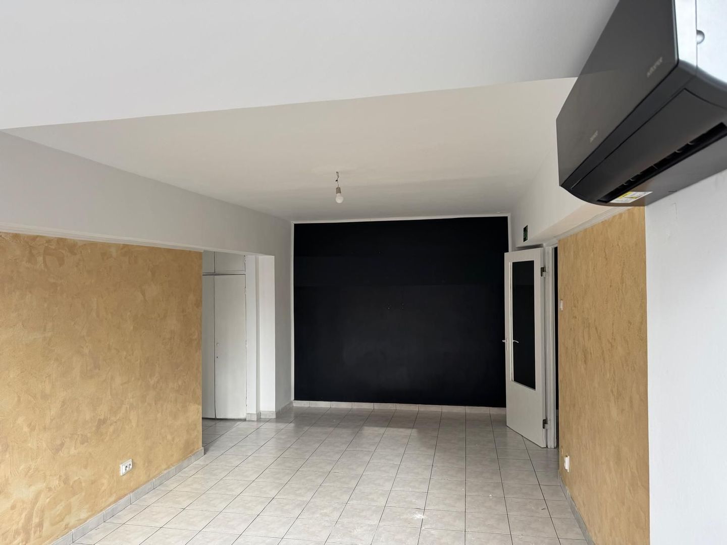 De închiriat: apartament 3 camere - nemobilat - ideal birou - Gorjului - Poză 2