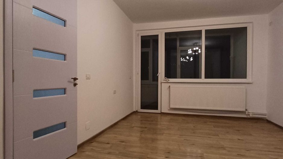 Apartament  2 cam, Micro 16,et 4,renovat toatal - Poză 4