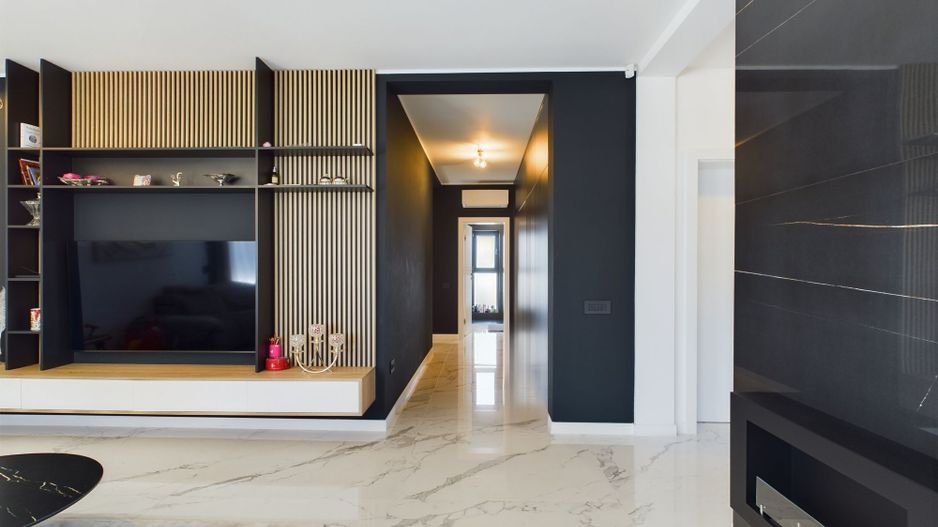 Vilă Exclusivistă Dumbrăvița - Poză 1