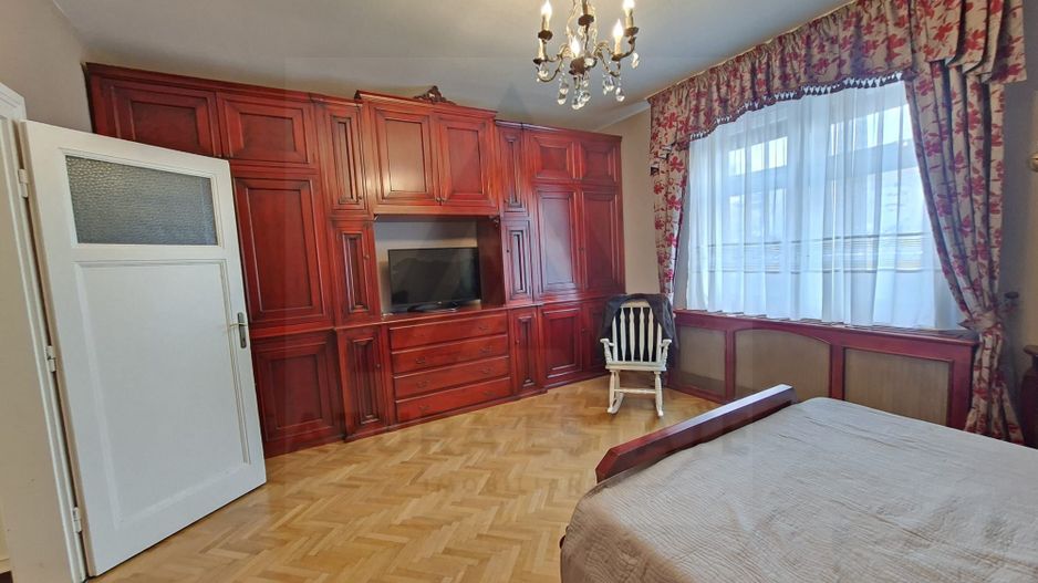 Apartament modern 3 camere curte individuala pe Bulevardul Victoriei - Poză 19