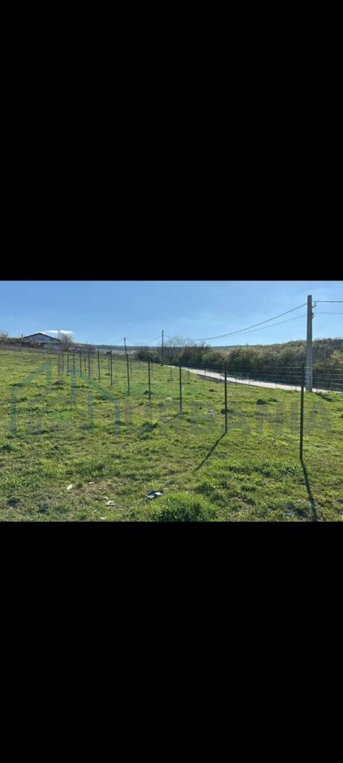 Teren intravilan 680 mp în Goruni, comuna Tomești - Poză 1