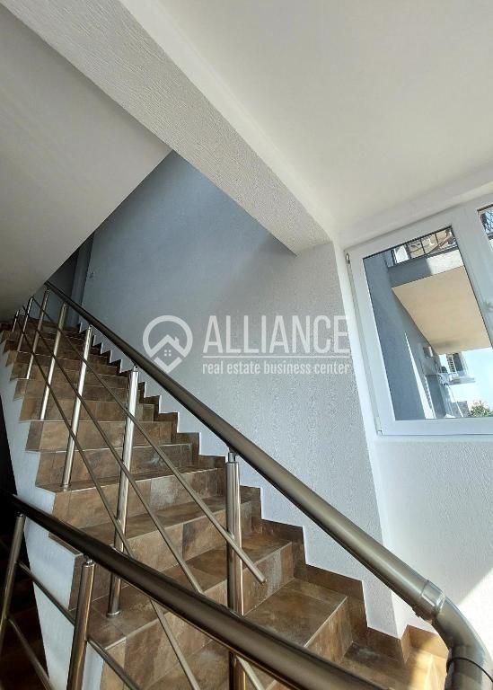 EXCLUSIVITATE - Vilă de vânzare în statiunea Venus ( cod 12 ) - Poză 12