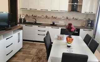 Casa individuala cu garaj 60 mp si teren+gradina 2650 mp in Porumbacu - Poză 11