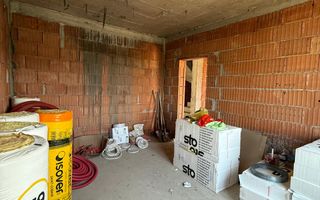 Casa individuala- 3 dormitoare - teren mare -Dumbravita - Poză 7