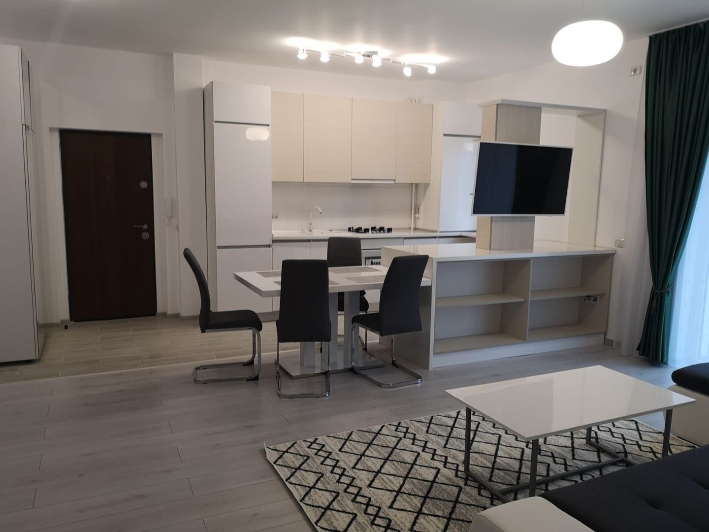 Apartament 2 camere Soarelui bloc nou parter cu gradina - Poză 3