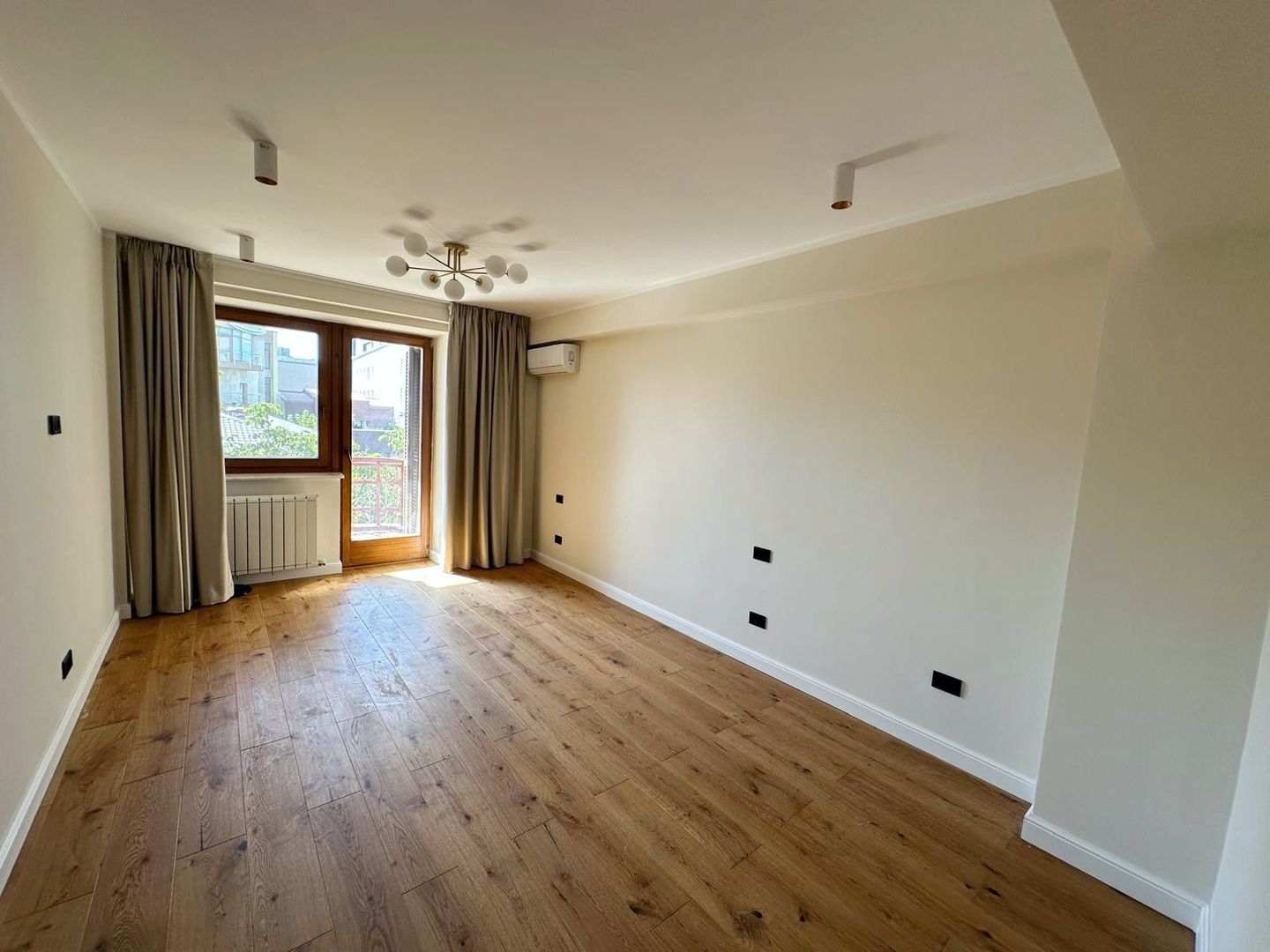 AVIATORILOR, apartament 4 camere Lux, aflat la prima inchirere - Poză 11