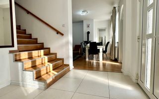 Casă specială de vânzare în Gheorgheni cu 600 mp teren - Poză 4