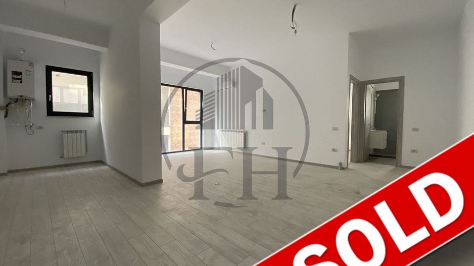 SOLD / VANDUT Apartament cu 2 camere de vânzare în zona Nord-Est - Poză 1