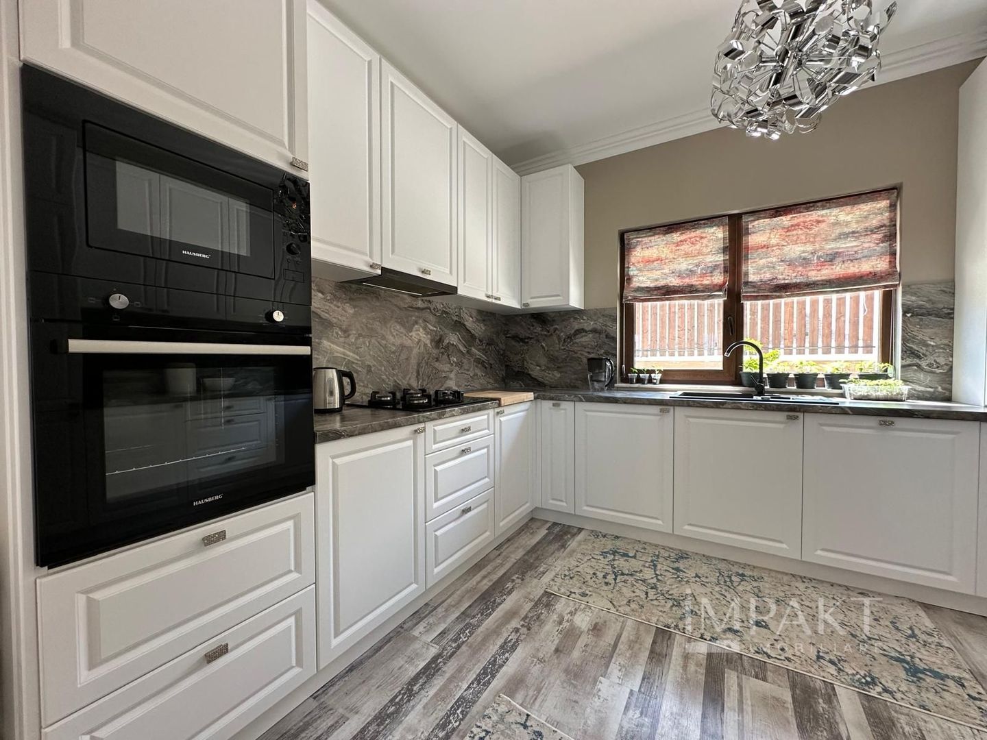 Vila deosebita spre inchiriere in Dezmir! - Poză 4