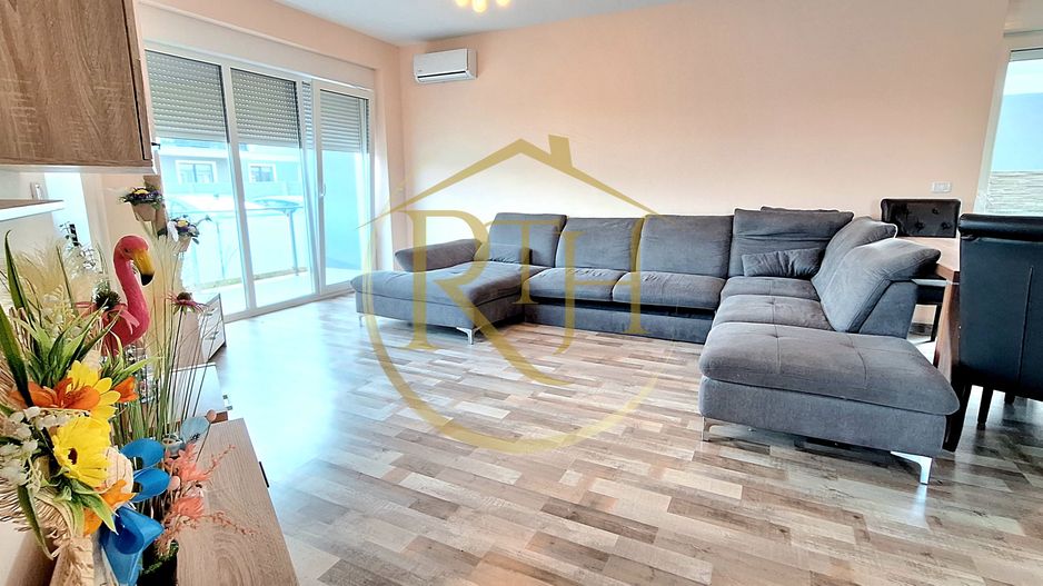 Oferim spre vanzare apartament 2 camere, 60 mp curte, Giroc, 0% Comision - Poză 5
