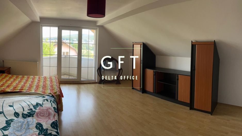 Apartament de vanzare, 3 camere, Calea Moldovei - Poză 2