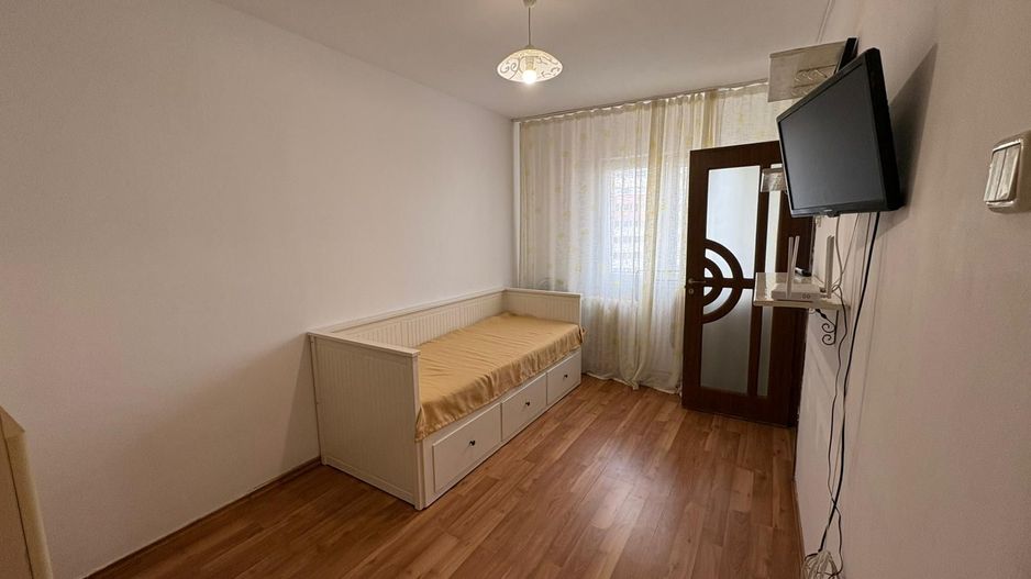 GARSONIERA PIATA SUDULUI, BUCATARIE INCHISA, MODERN, METROU 8 MINUTE - Poză 4