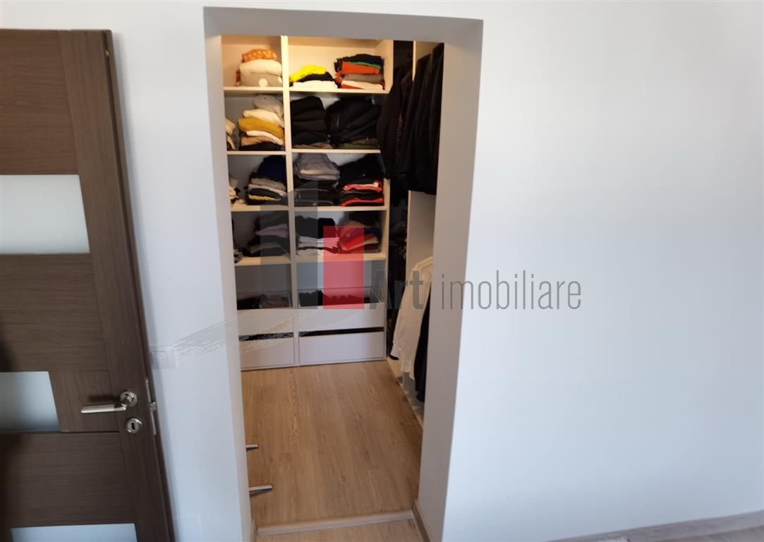 VIla 11 Camere Cernica - Poză 22