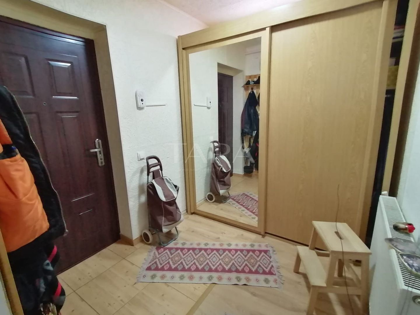 Apartament cu 2 camere de vânzare, Floresti - Poză 9