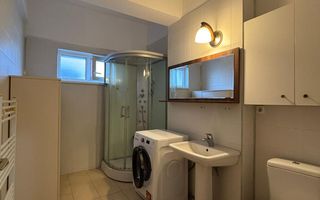 Apartament cu 2 camere de vanzare, zona Centrala! - Poză 9
