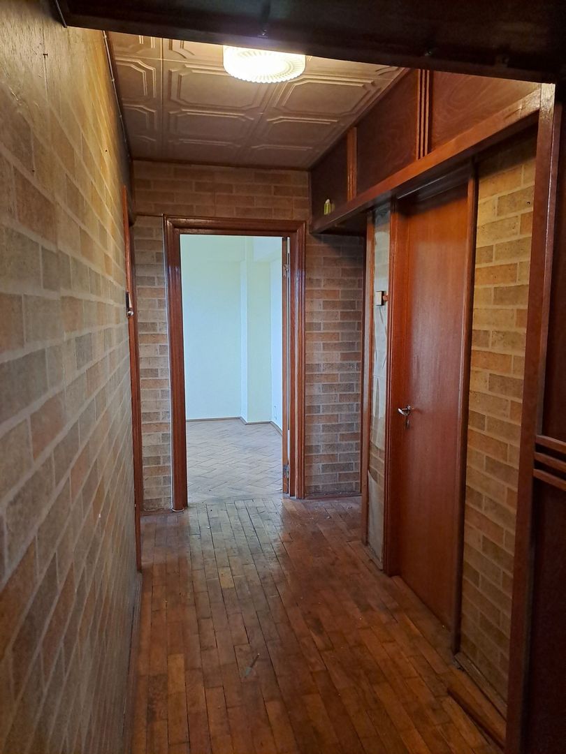 Vand apartament 4 camere - Poză 3