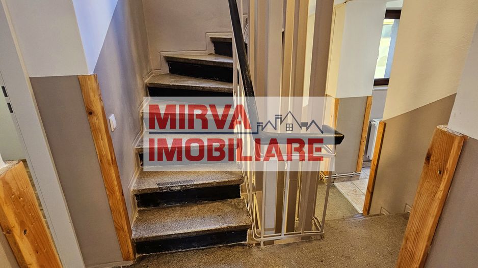 2 Vile Interbelice | Zonă Centrală | Renovate Integral 2024 - Poză 26