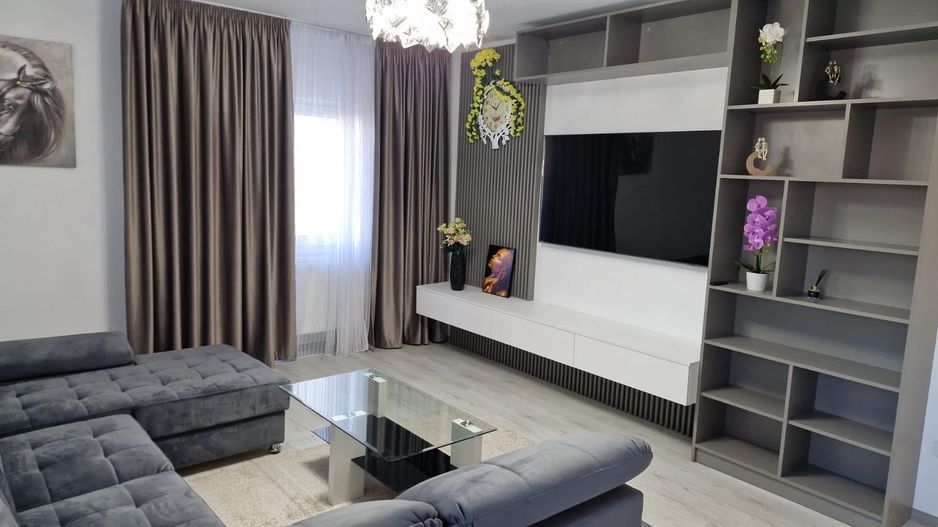 De inchiriat apartament cu 3 camere , Grand Kristal Residence sector4 - Poză 1