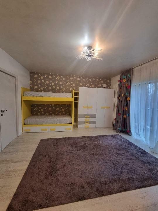 Apartament 6 camere, gradina privata - Poză 10