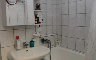 Apartament 2 camere, decomandat, mobilat si utilat, zona Vitan - Poză 6