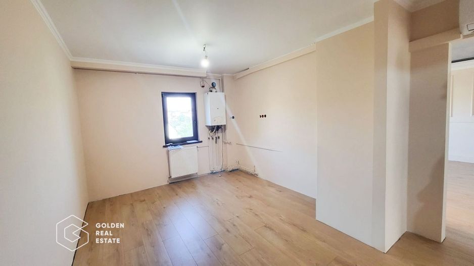 Apartament 4 camere, zona Dambovita - Poză 3