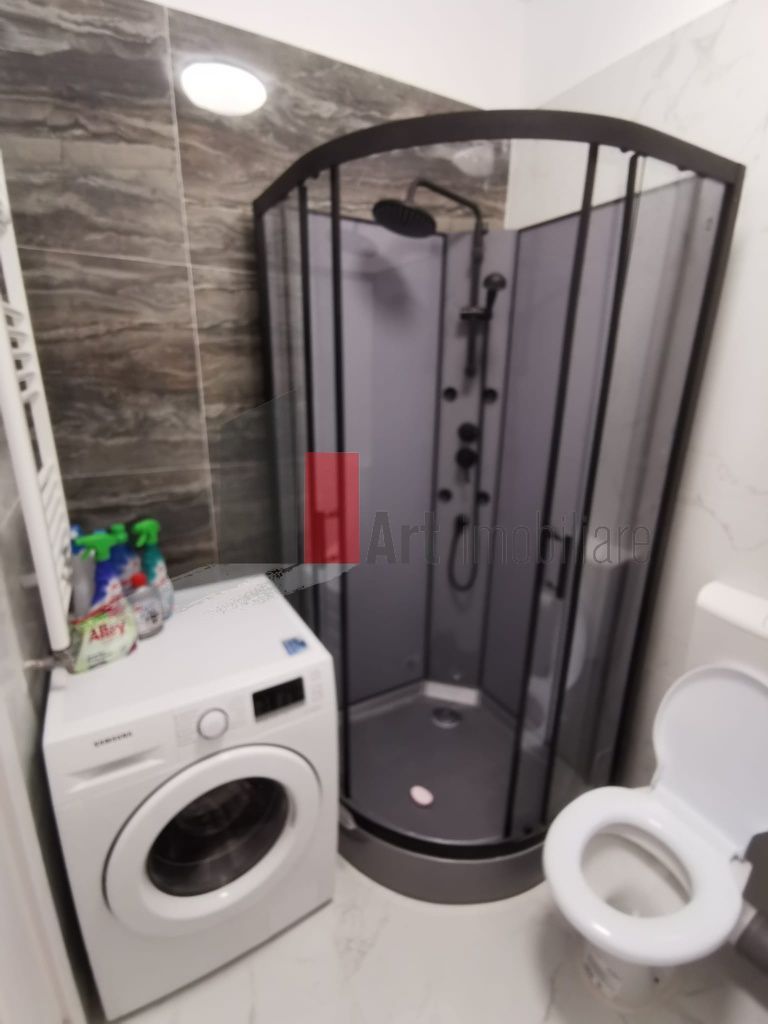 Inchiriem apartament cochet, 2 camere tip studio - Poză 5