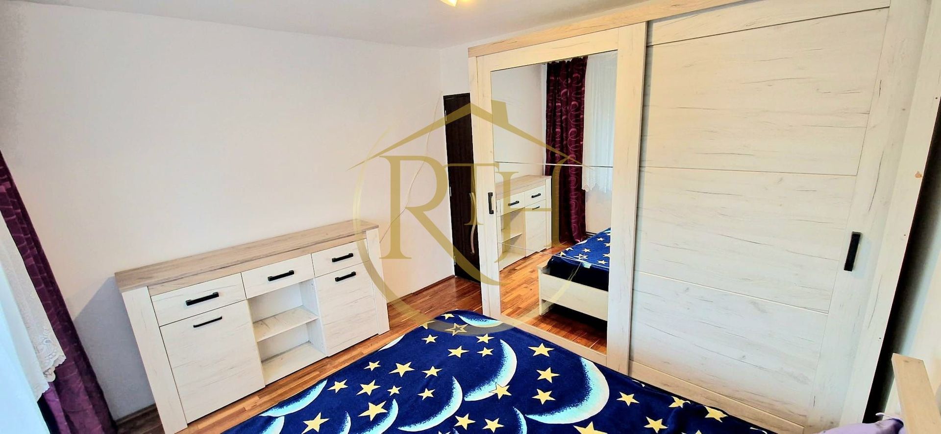 Ofer spre închiriere apartament 3 camere,2 bai, zona Lipovei, 400 euro/lună. - Poză 3