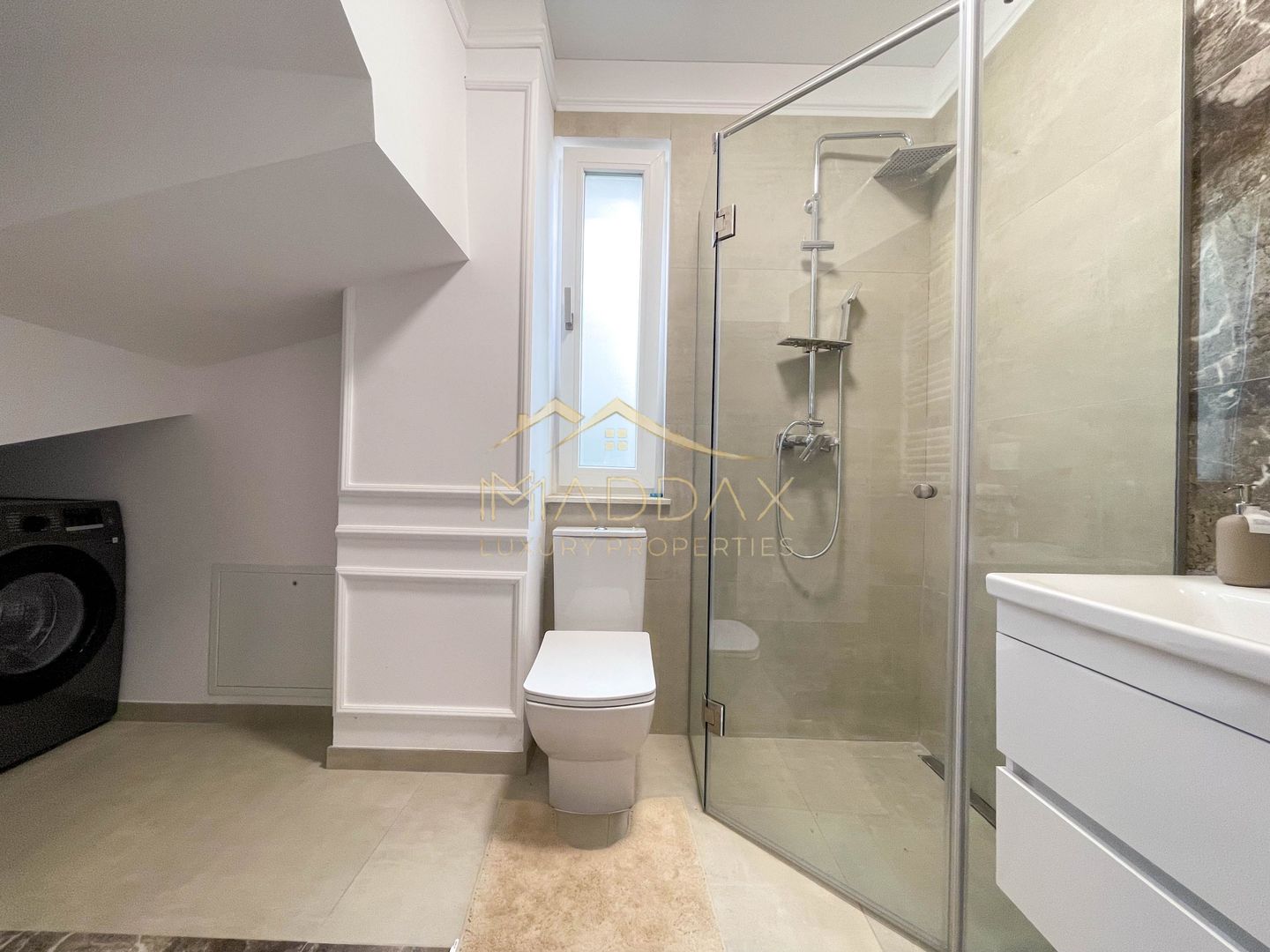 *** Vila 4 camere de vanzare II Nemobilata II Corbeanca - Poză 8