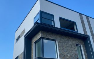 Casă cu Design Mediteranean în Selimbar – Strada Triajului - Poză 2